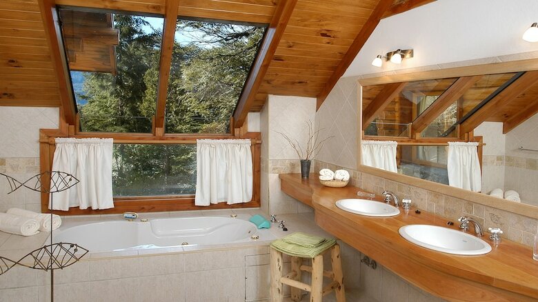 Amazing 4 Bedroom Chalet Villa Traful Vt1