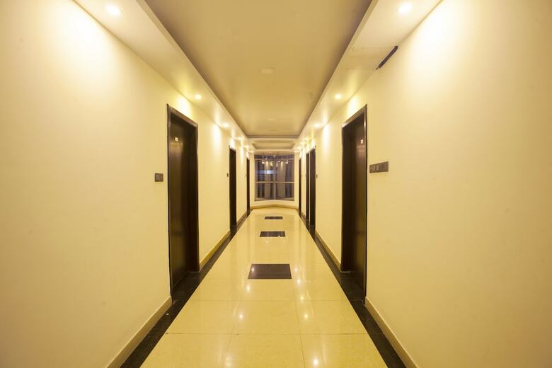 Hotel The Cox Beach Resort