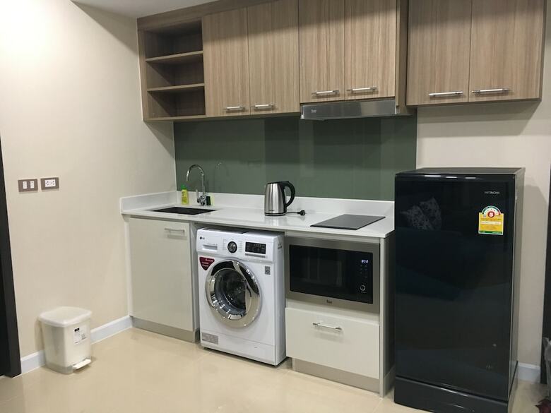 Dusit Grand Condo View Pattaya