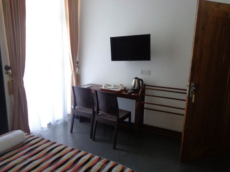 Hotel Star White Negombo