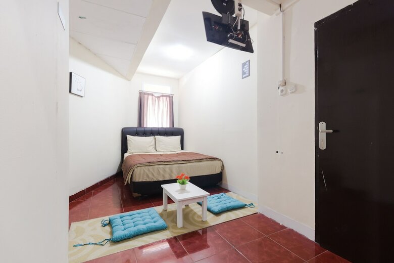 Hotel Pele Backpacker Guesthouse