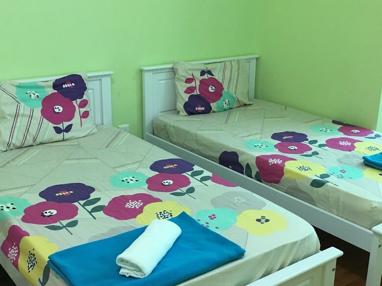 Ibook 1 - Luxury Holiday Homestay