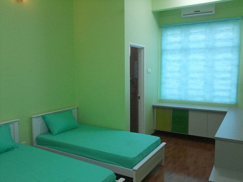 Ibook 1 - Luxury Holiday Homestay