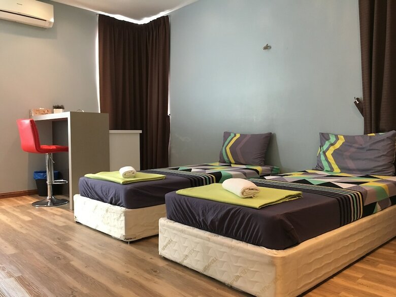 Ibook 1 - Luxury Holiday Homestay