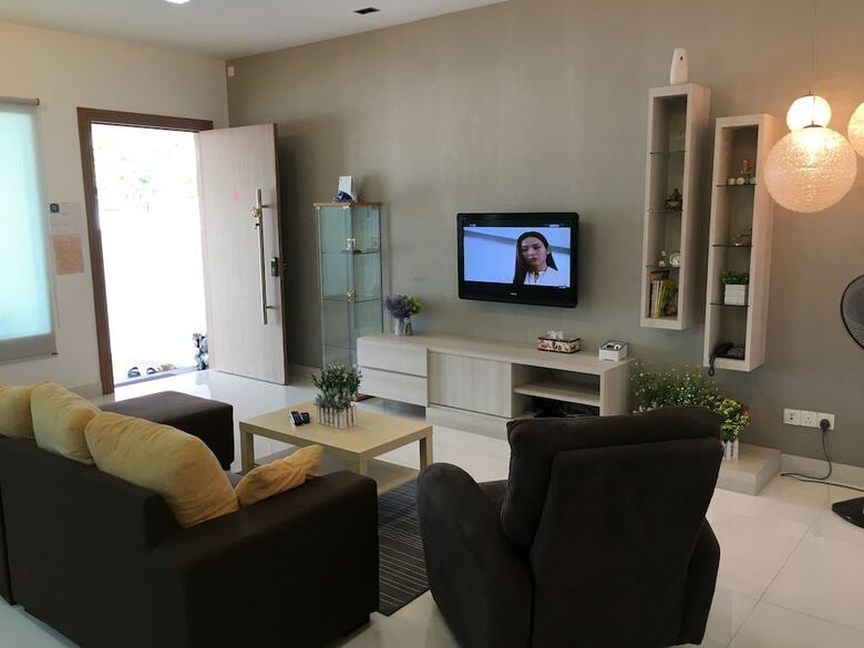 Ibook 1 - Luxury Holiday Homestay