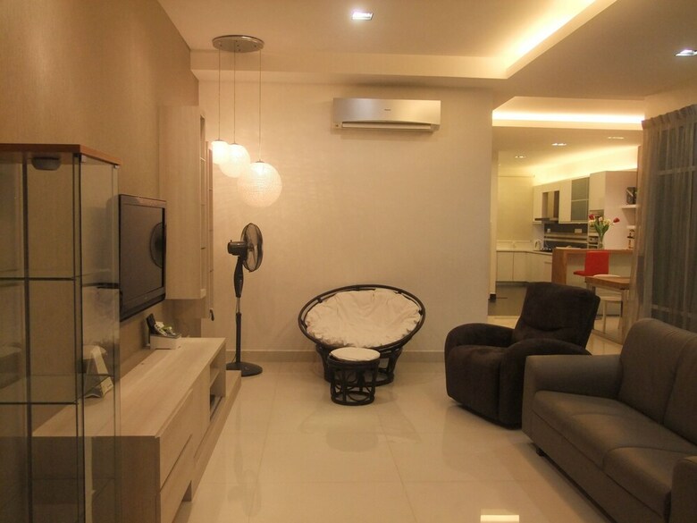 Ibook 1 - Luxury Holiday Homestay
