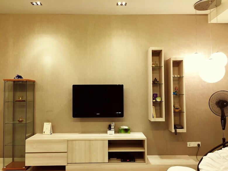 Ibook 1 - Luxury Holiday Homestay