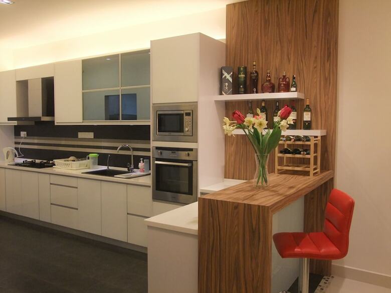 Ibook 1 - Luxury Holiday Homestay