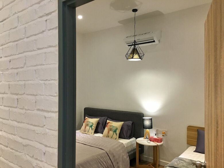 Hotel Ibook 4 - Deluxe 2bedroom Gurney Suites