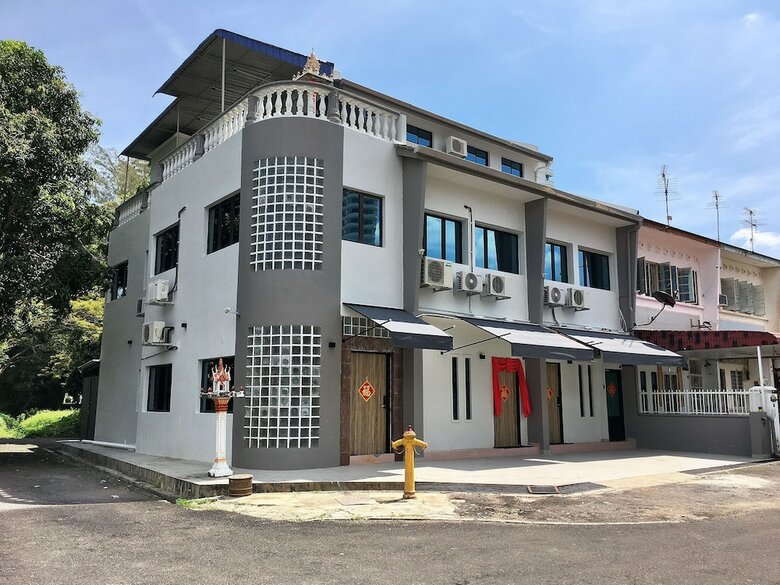 Hotel Ibook 4 - Deluxe 2bedroom Gurney Suites