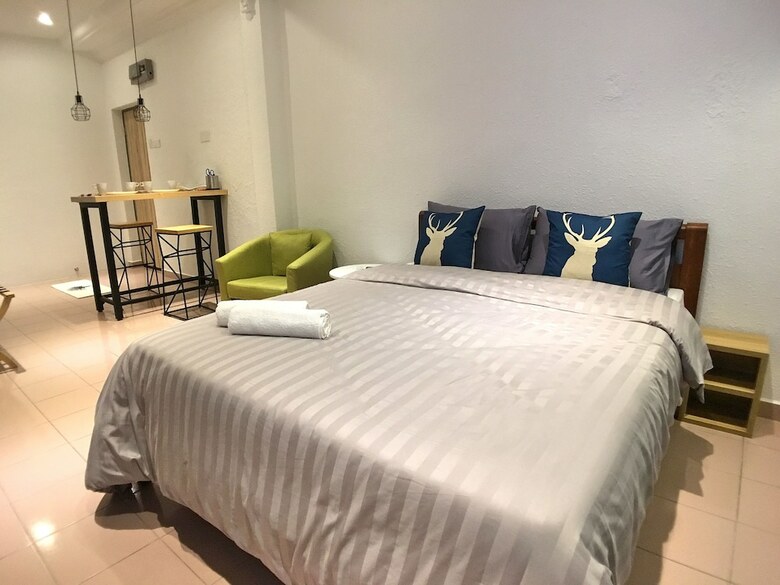 Hotel Ibook 9 - Deluxe Family Suites