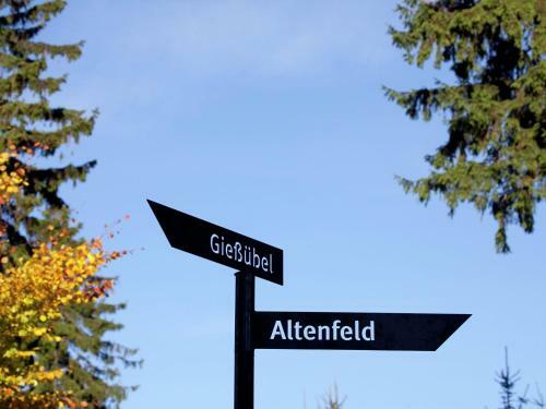Quaint Holiday Home In Altenfeld Thuringia With Garden