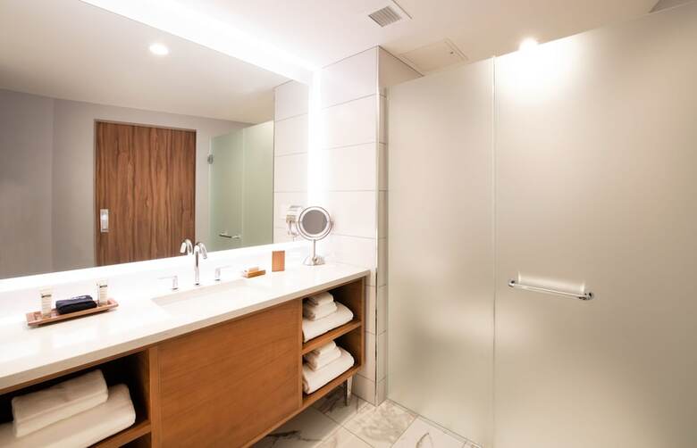 The Charter Hotel Seattle, Curio Collection By Hilton