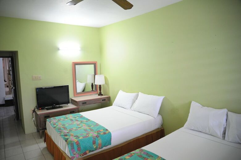 Hotel Ocean Palms Resort