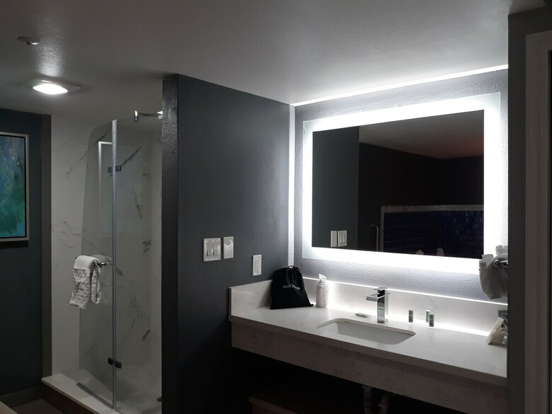 Hotel Best Western Plus Continental Inn & Suites