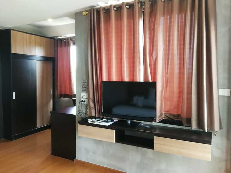 Hotel Narai Iyara Palace Lopburi