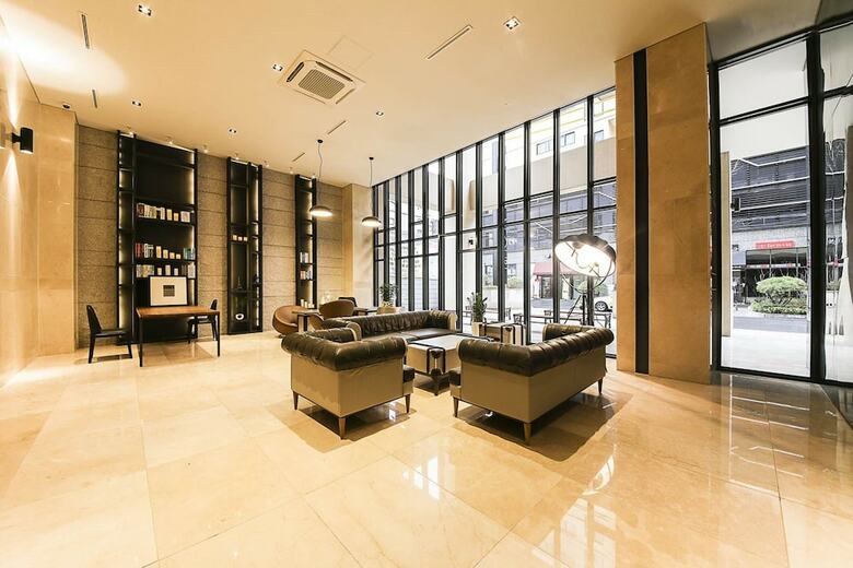 Yeoubi Hotel