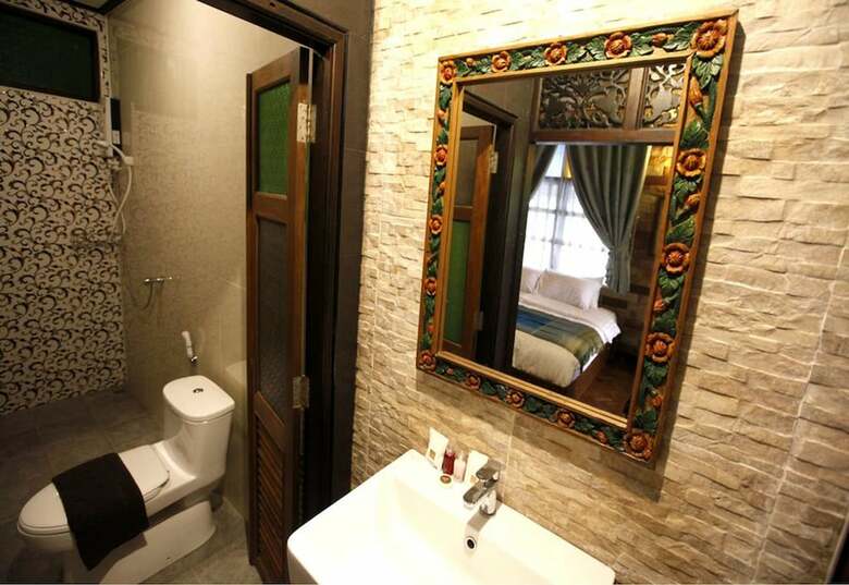Hotel Baanthep Antique Homestay