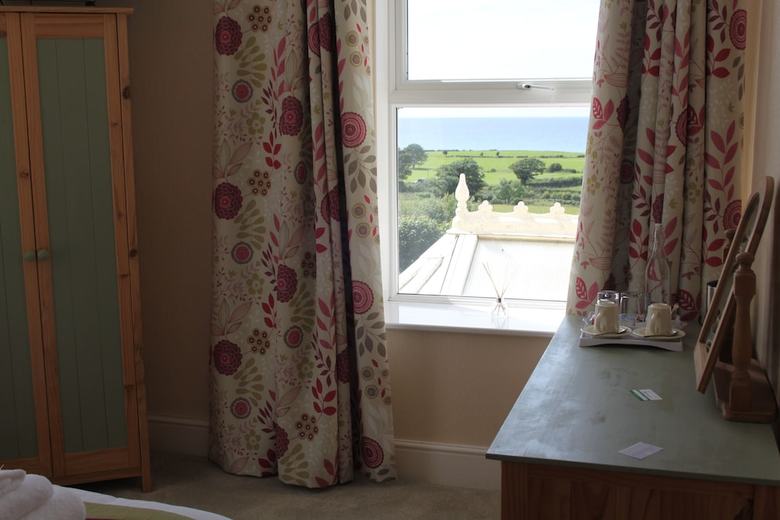 Hotel Bryn Eisteddfod B&B