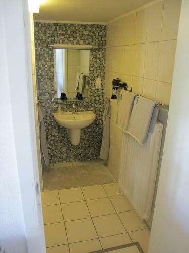 Altes Landhaus Am Park (bed & Breakfast)