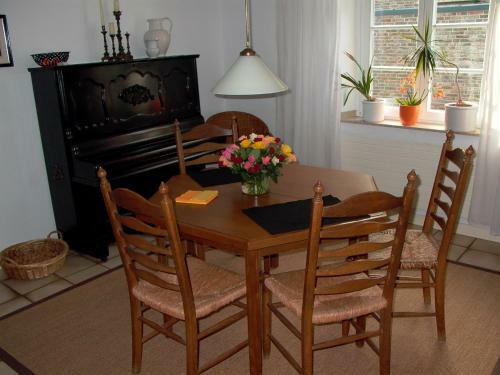 Altes Landhaus Am Park (bed & Breakfast)