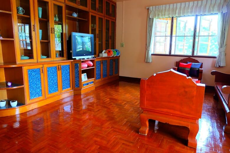 Hotel Oyo 769 Ban Thassanee