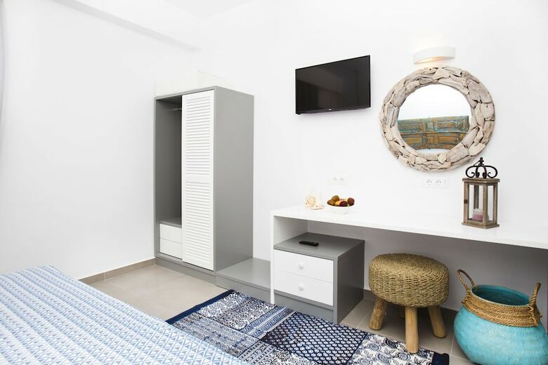 Hotel Lindos Portes Suites - Adults Only