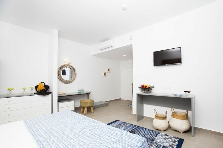Hotel Lindos Portes Suites - Adults Only