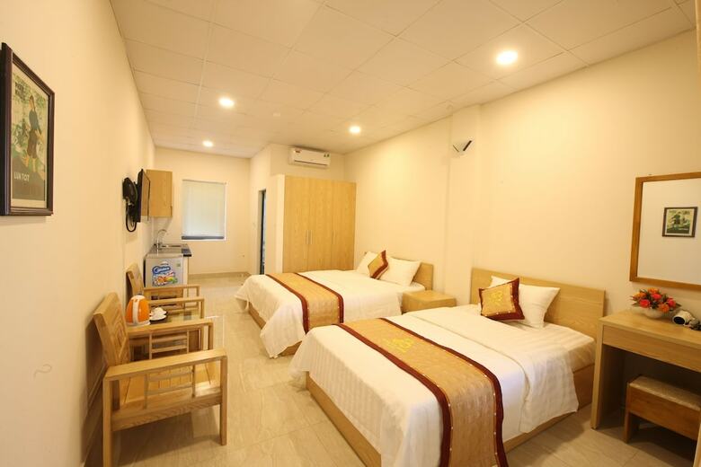 Hotel Ninety Nine Center