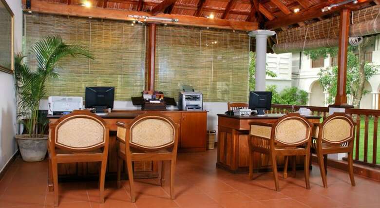 Hotel Lemon Tree Vembanad Lake Resort, Kerala