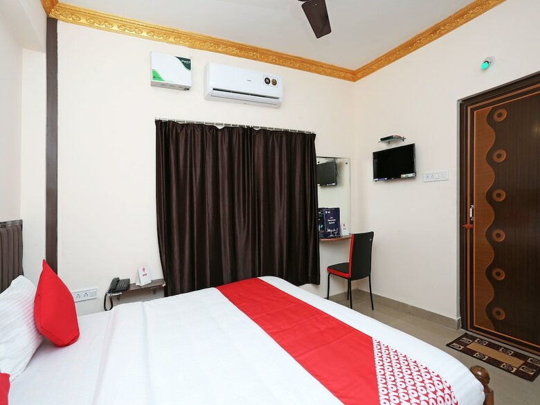 Hotel Oyo 12536 Garden Plaza