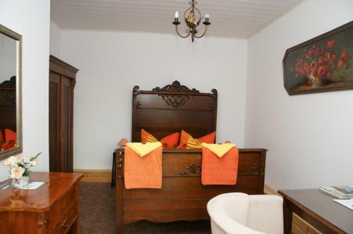 Hostal Apartmenthaus & Pension Antik