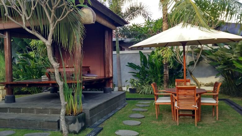 Bed & Breakfast Kubu Garden Guest House