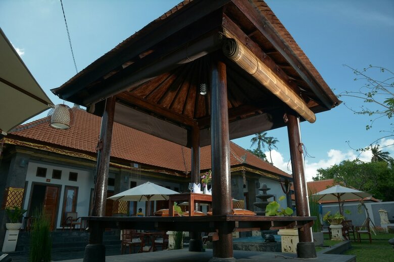 Bed & Breakfast Kubu Garden Guest House