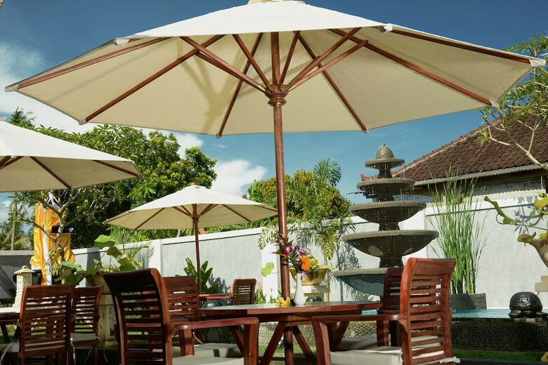 Bed & Breakfast Kubu Garden Guest House