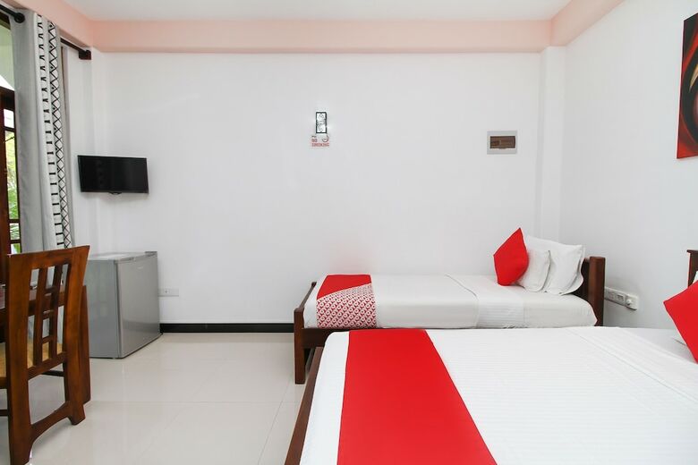Hotel Oyo 467 Lioni Holidays Villa