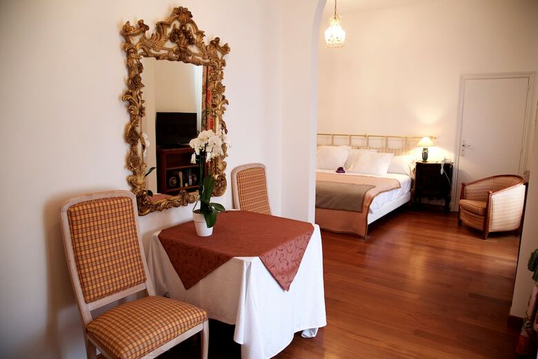 Hotel Grand H�tel Des Ambassadeurs