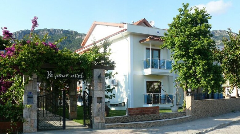 Yagmur Hotel