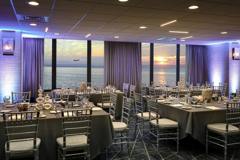 Hotel San Francisco Airport Marriott Waterfront