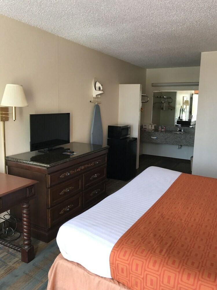 Hotel Howard Johnson By Wyndham St. Augustine/ I-95