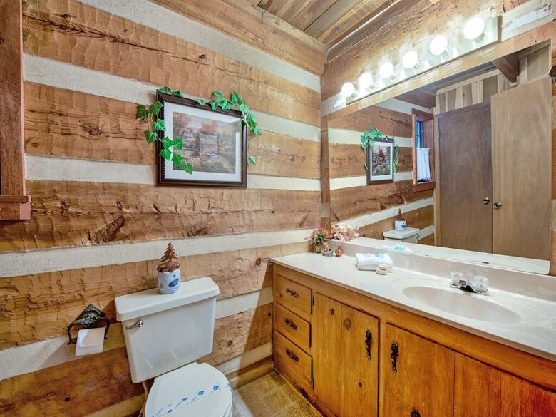 Cabana Fox Den 2 Bedroom Home With Hot Tub