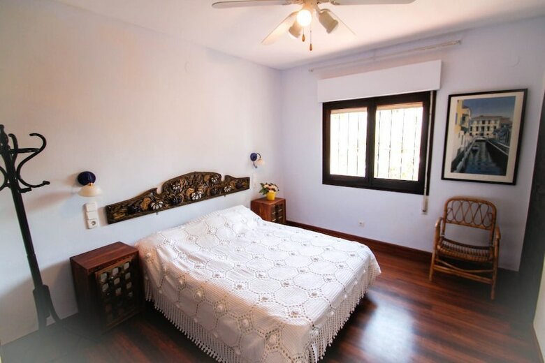 Villa Luisa - Holiday Home With Swimming Pool