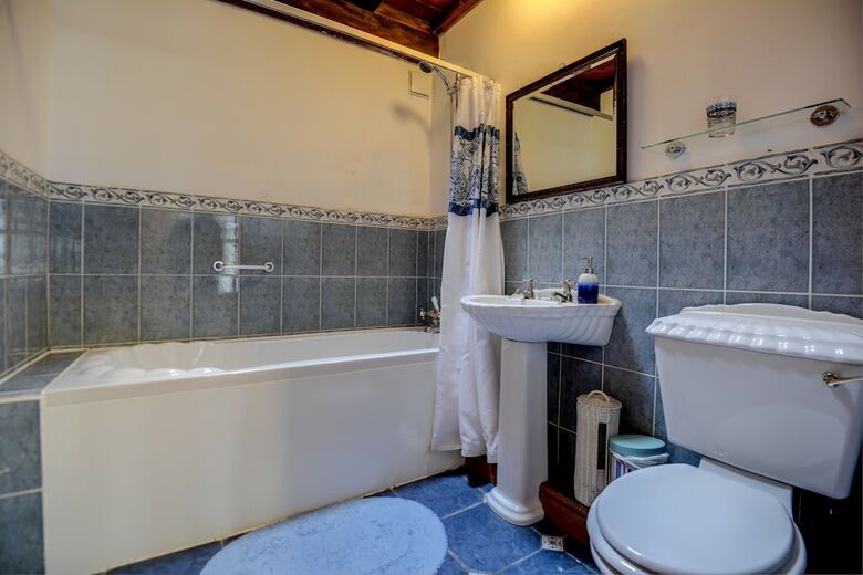 Holiday Cottages And North Star Apartment