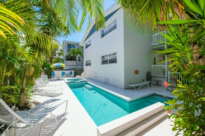 Apartamentos Lj's Cottages By Beachside Management