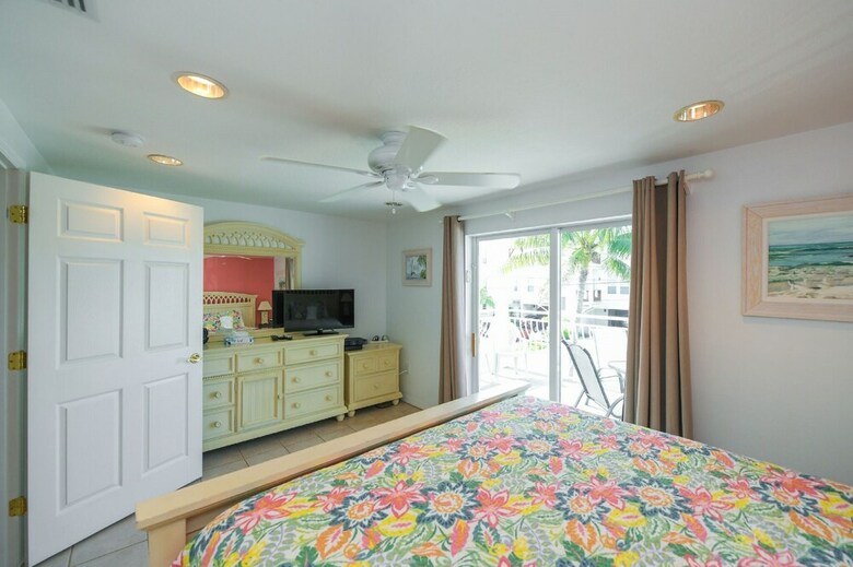 Apartamentos Lj's Cottages By Beachside Management