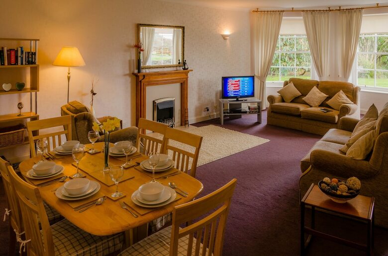 Apartamentos Ardencraig  Houseapartments