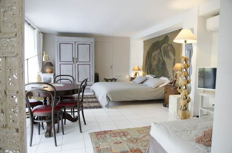 Bed & Breakfast L?�l�phant De Vaugines