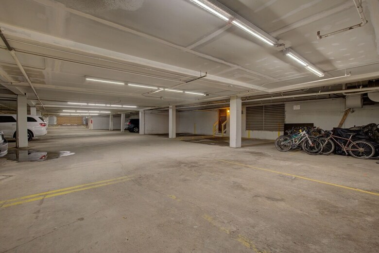 Atrium 104 (Downtown Condos With On-site Hot Tub)