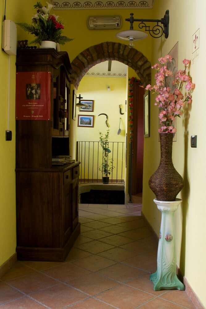 Hotel Arco Dei Nobili