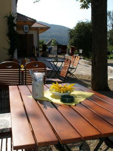 Hostal Landgasthof Zum Wolfsberg